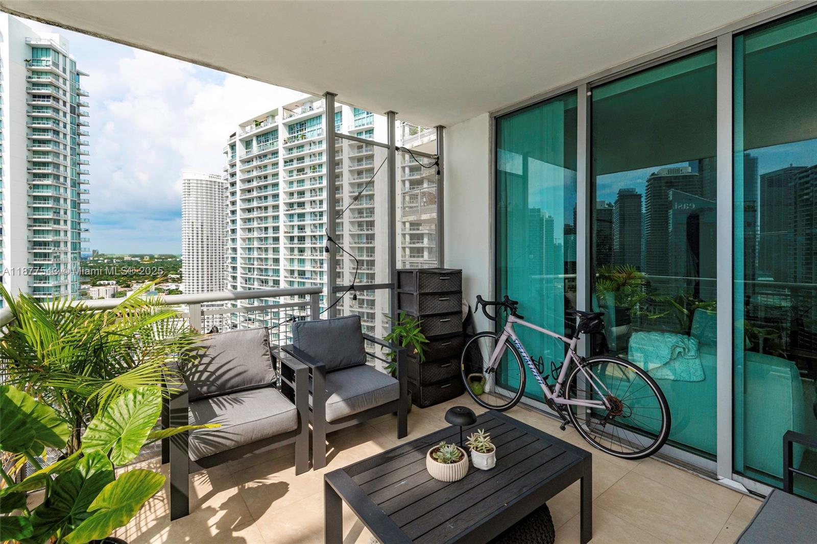 350 S Miami Ave #3508, Miami FL 33130