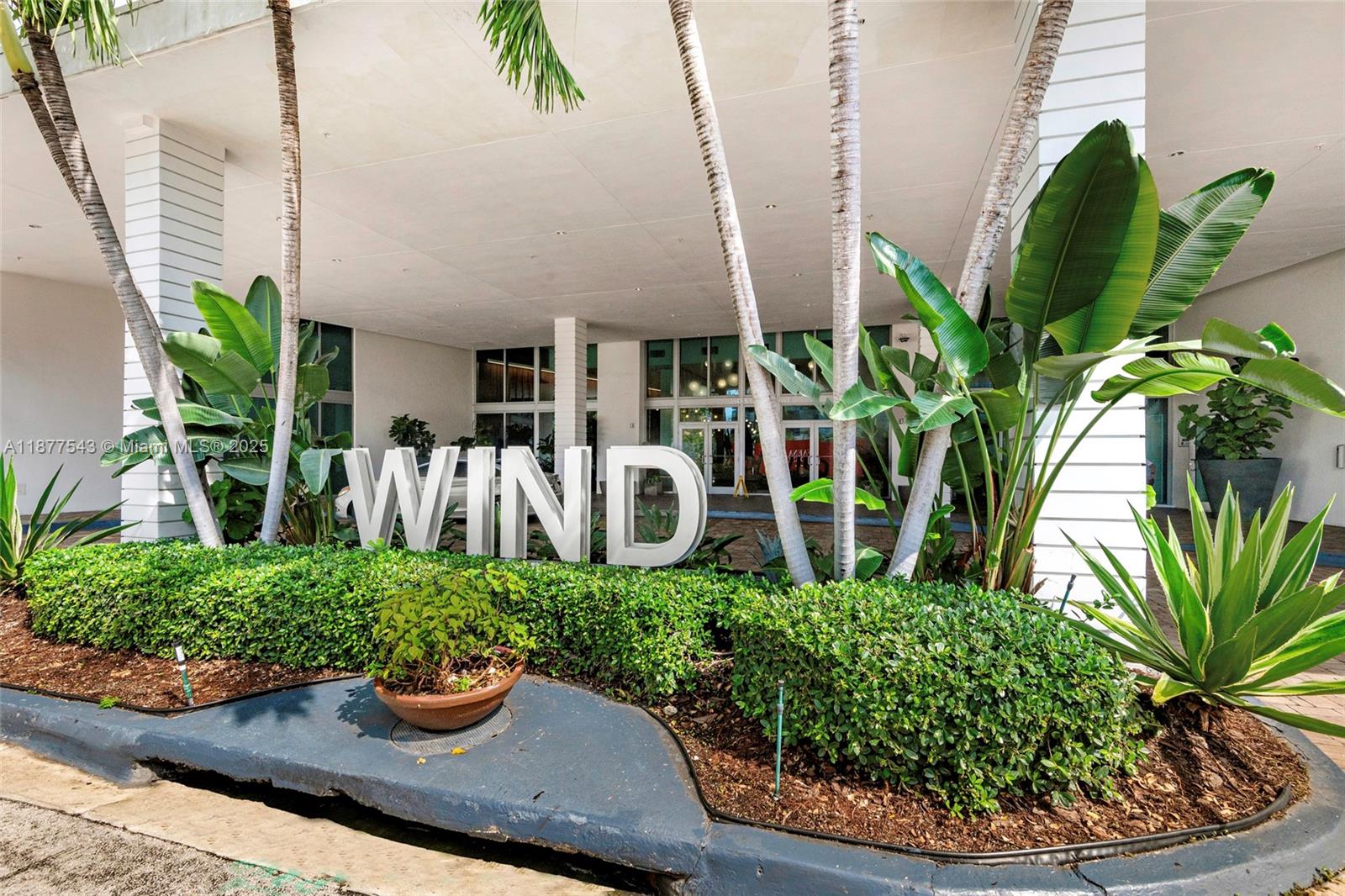 350 S Miami Ave #3508, Miami FL 33130