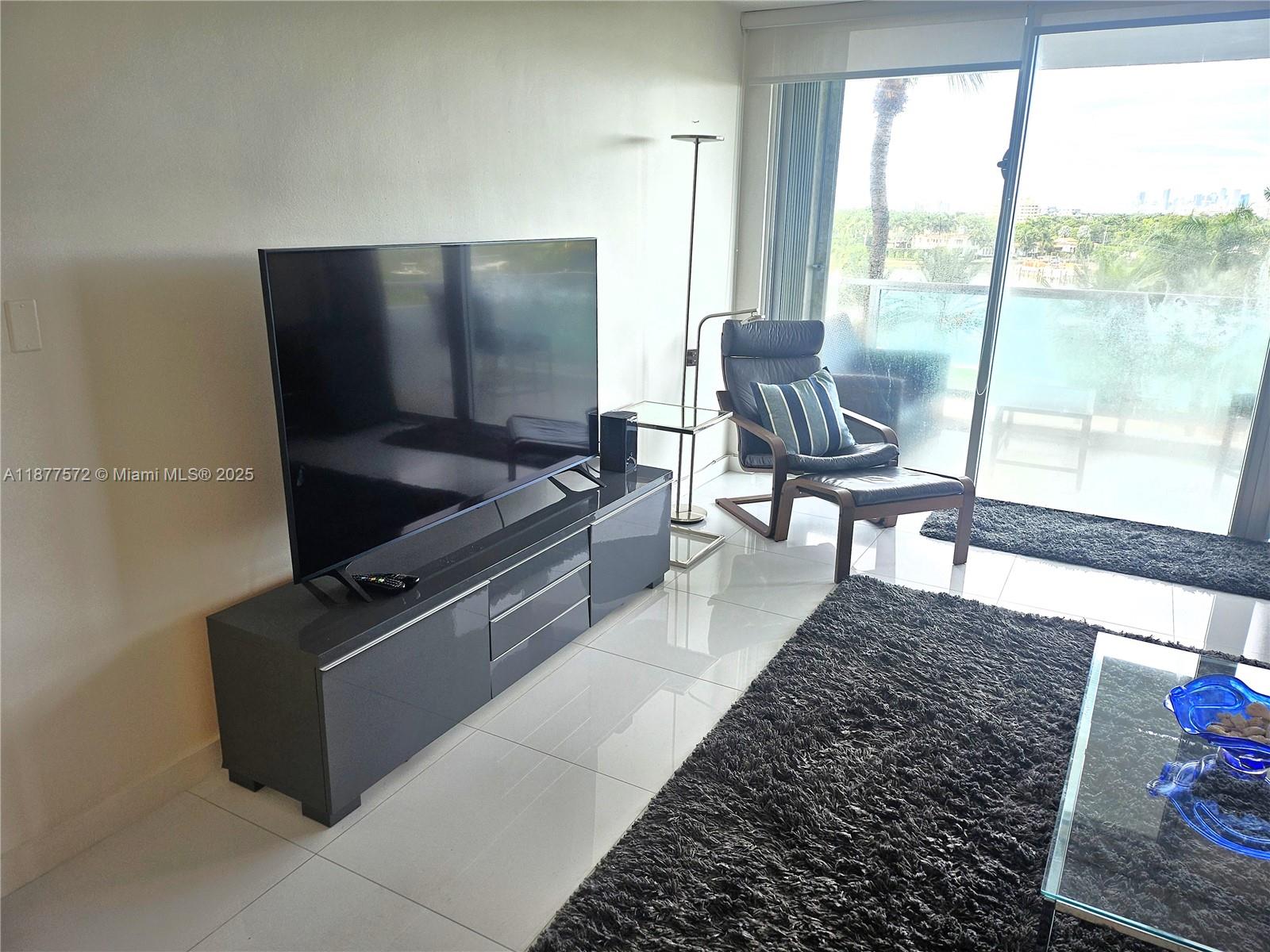5161 Collins Ave #707, Miami Beach FL 33140