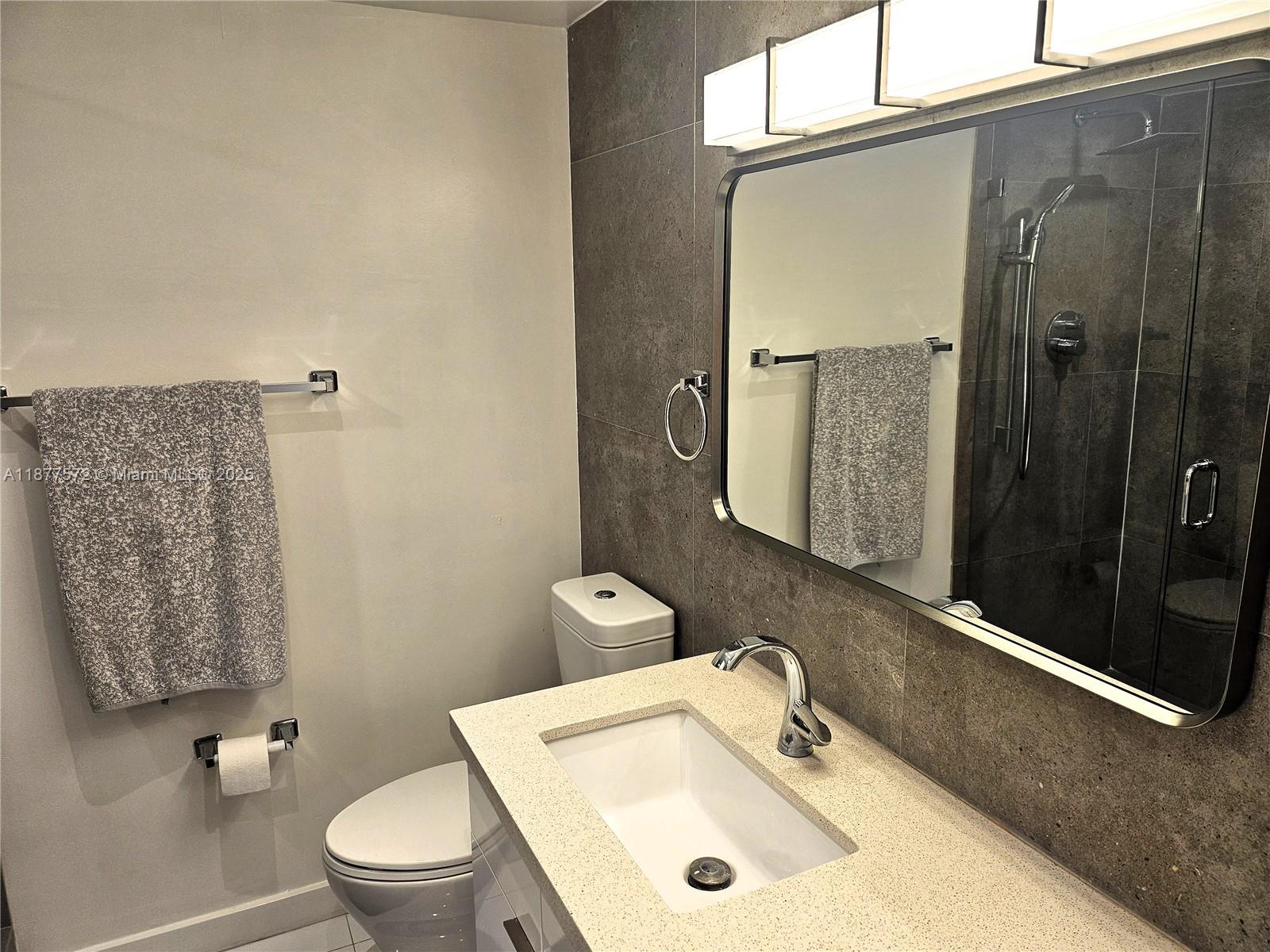 5161 Collins Ave #707, Miami Beach FL 33140