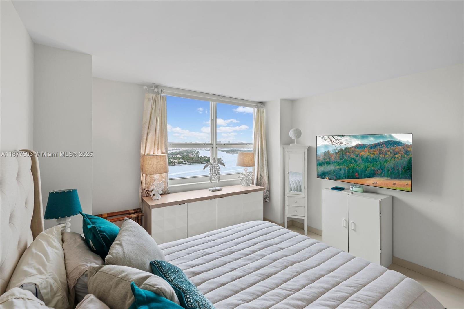 650 West Ave #2407, Miami Beach FL 33139