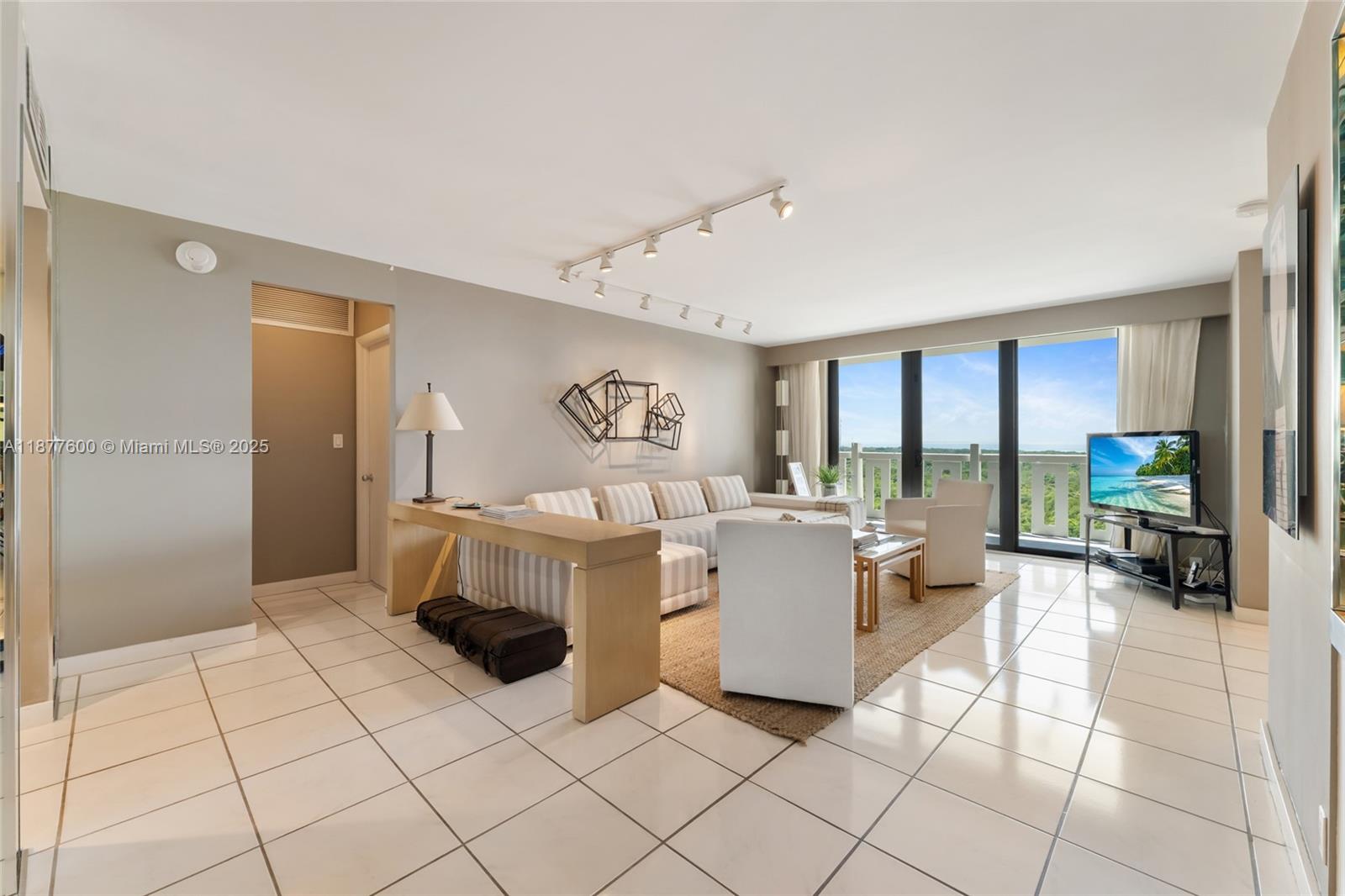 1121 Crandon Blvd #E1206, Key Biscayne FL 33149