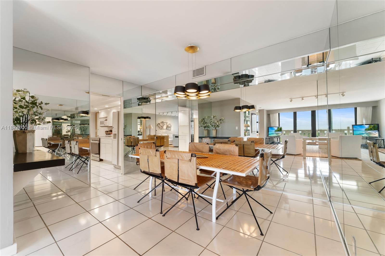 1121 Crandon Blvd #E1206, Key Biscayne FL 33149