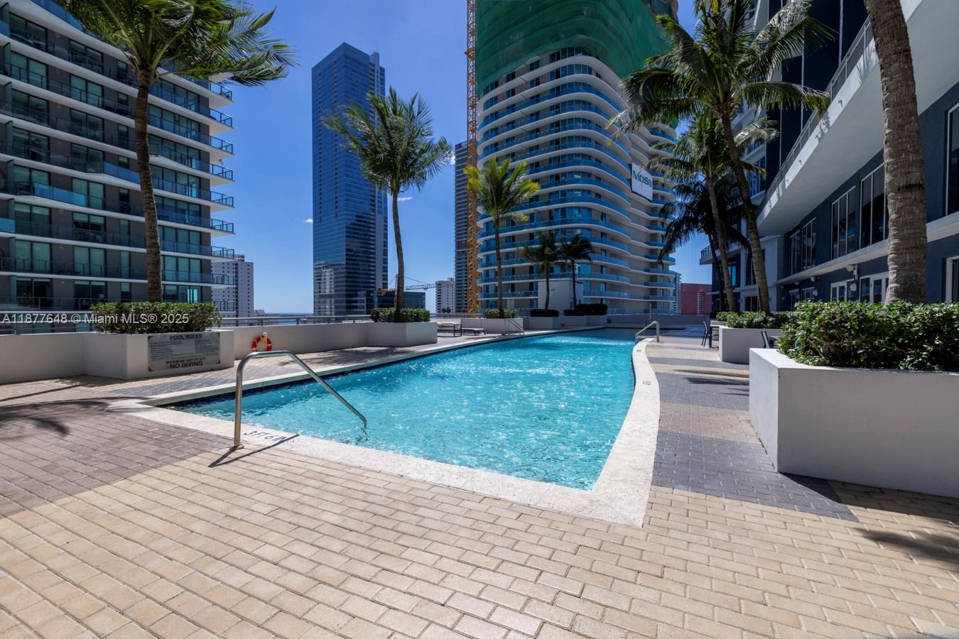 60 SW 13th St #3402, Miami FL 33130