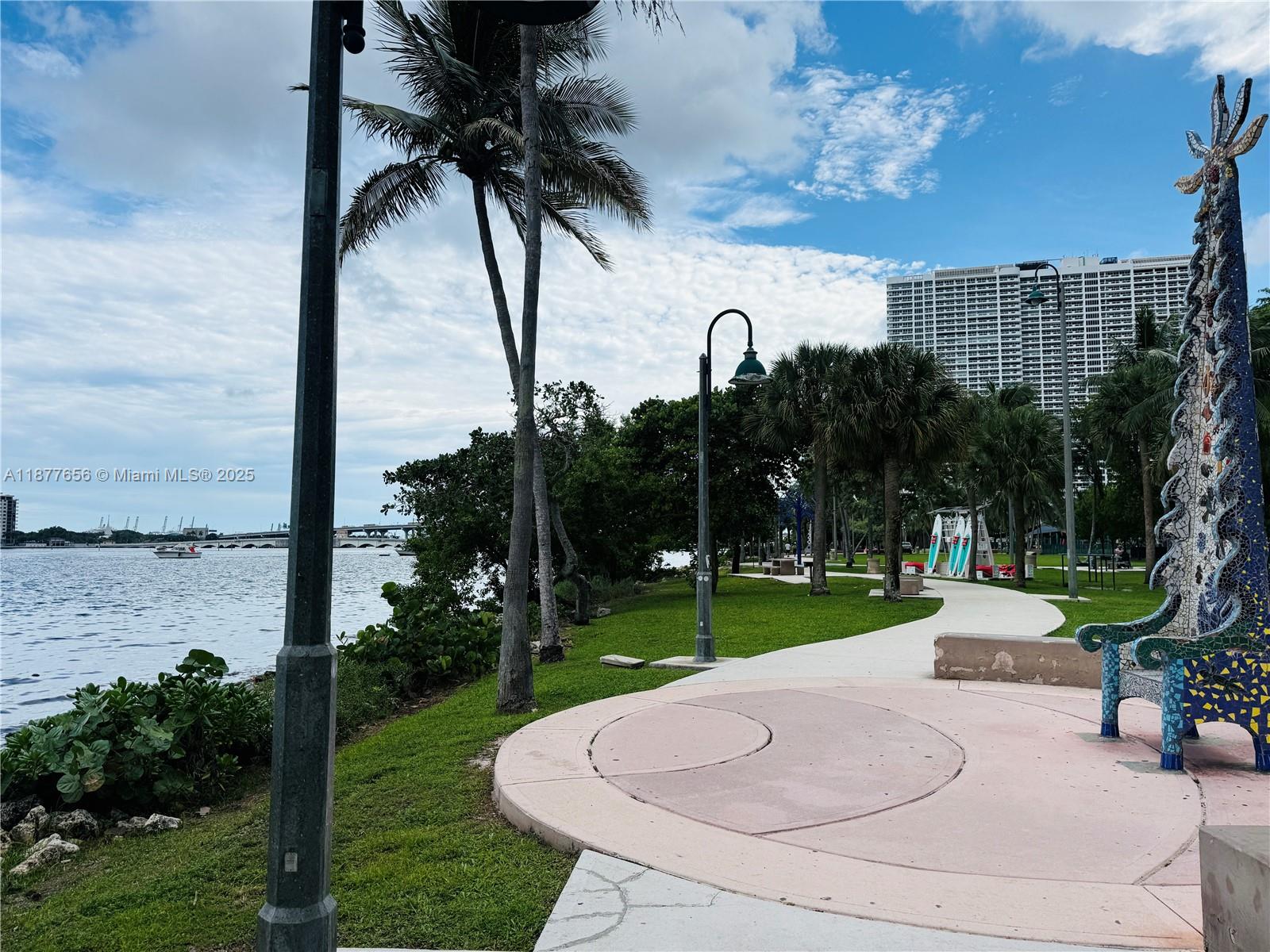 1900 N BAYSHORE DR #2619, Miami FL 33132