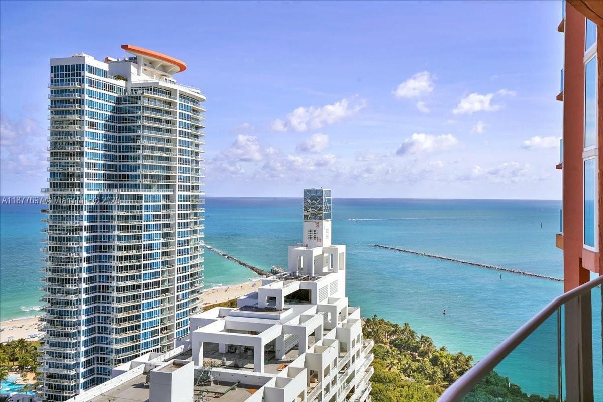 300 S Pointe Dr #2806, Miami Beach FL 33139