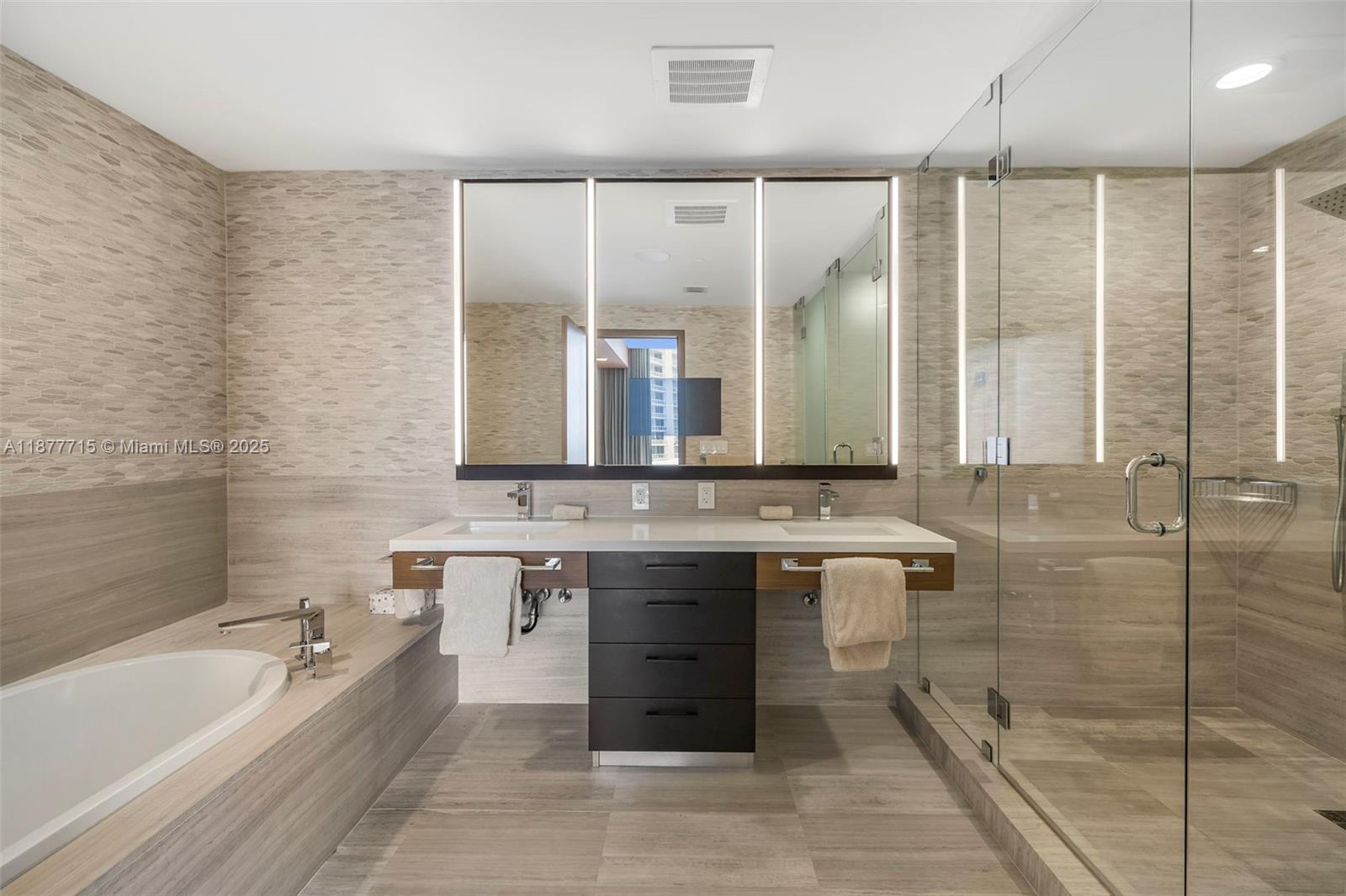 1 Collins Ave #PH702, Miami Beach FL 33139