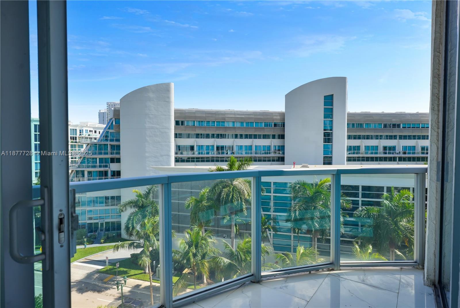 3029 NE 188th St #625, Aventura FL 33180