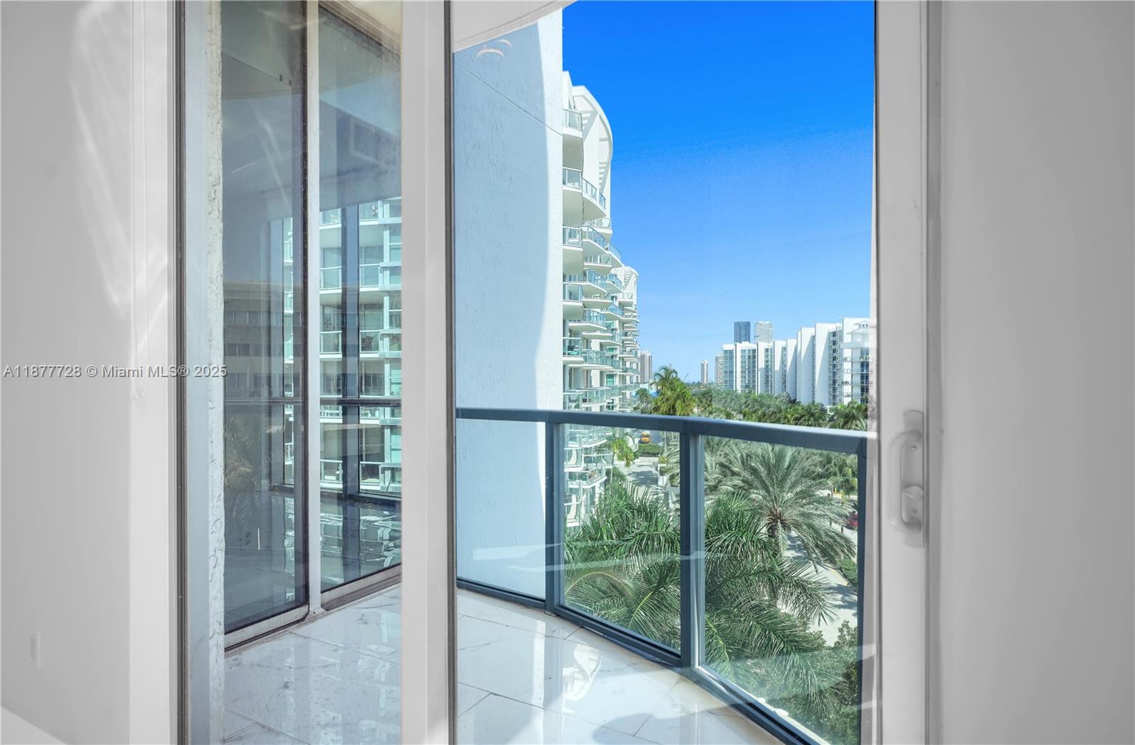 3029 NE 188th St #625, Aventura FL 33180