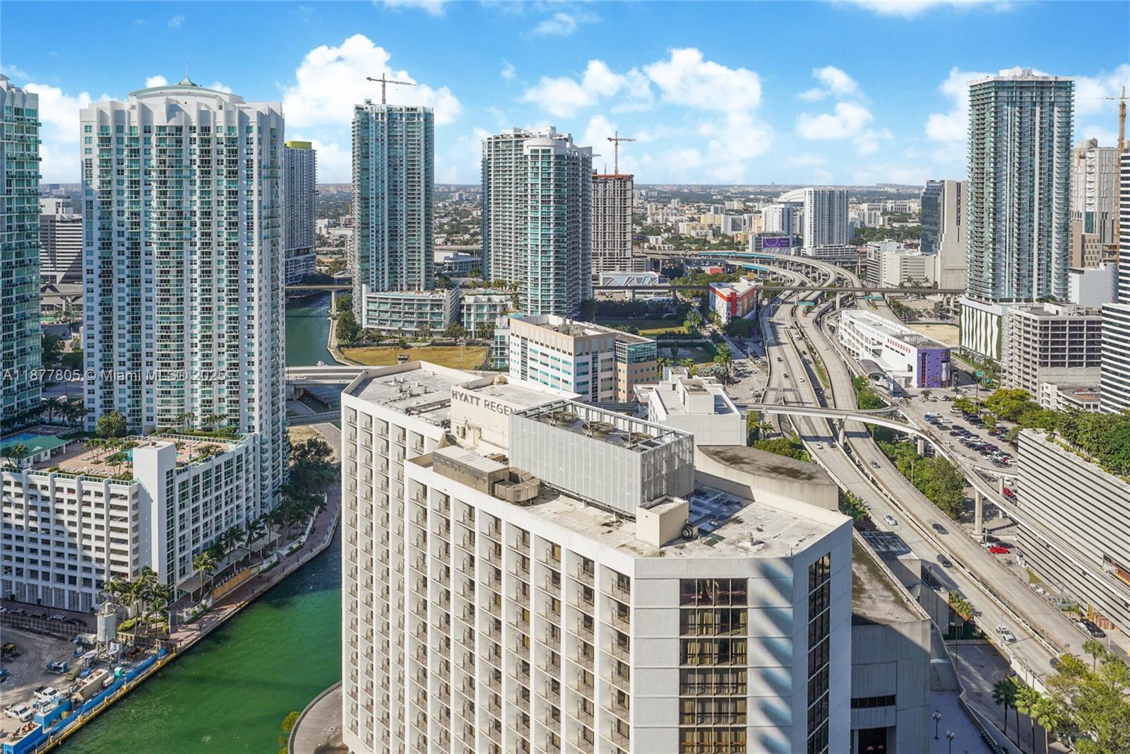 200 Biscayne Boulevard Way #3613, Miami FL 33131