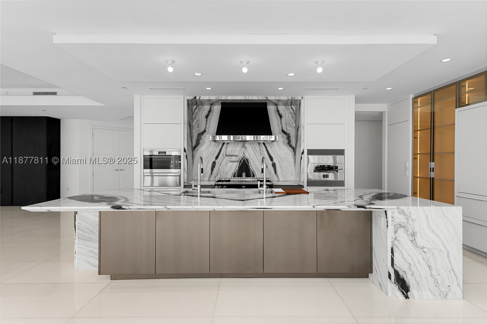 17975 Collins Ave #N-1802, Sunny Isles Beach FL 33160