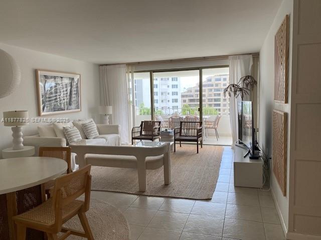 199 Ocean Lane Dr #707, Key Biscayne FL 33149