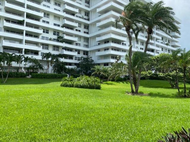 199 Ocean Lane Dr #707, Key Biscayne FL 33149
