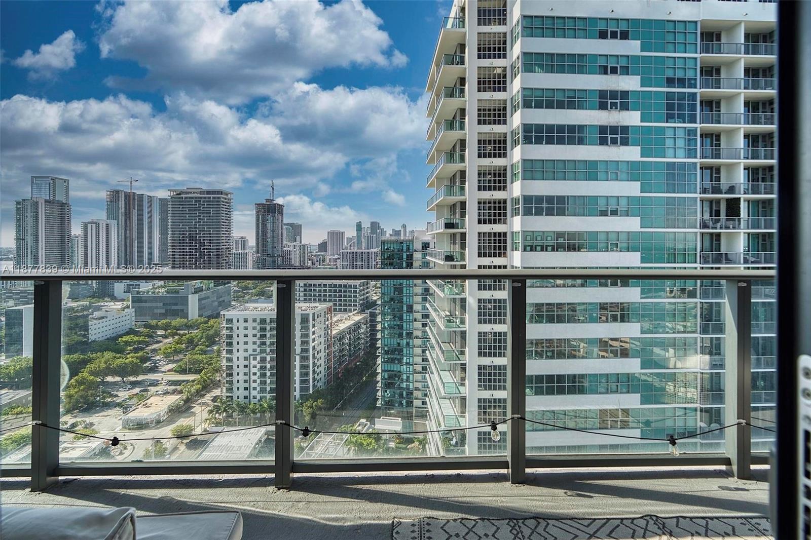 121 NE 34th St #2502, Miami FL 33137