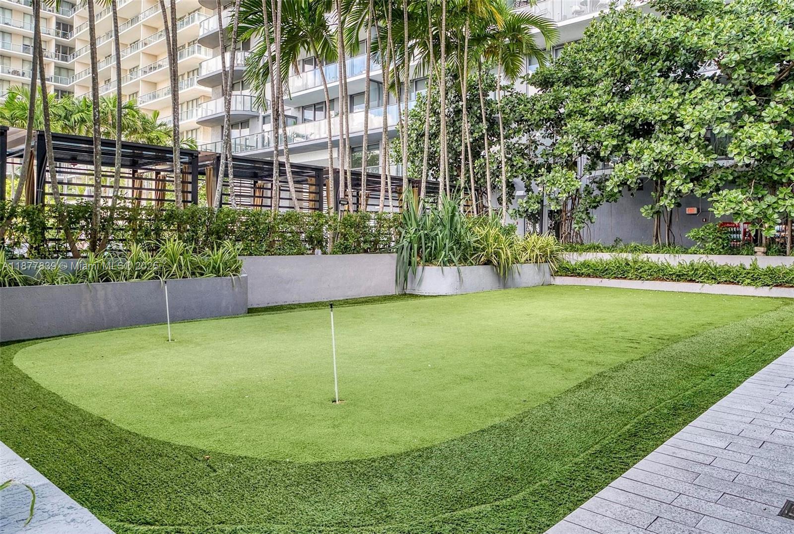 121 NE 34th St #2502, Miami FL 33137