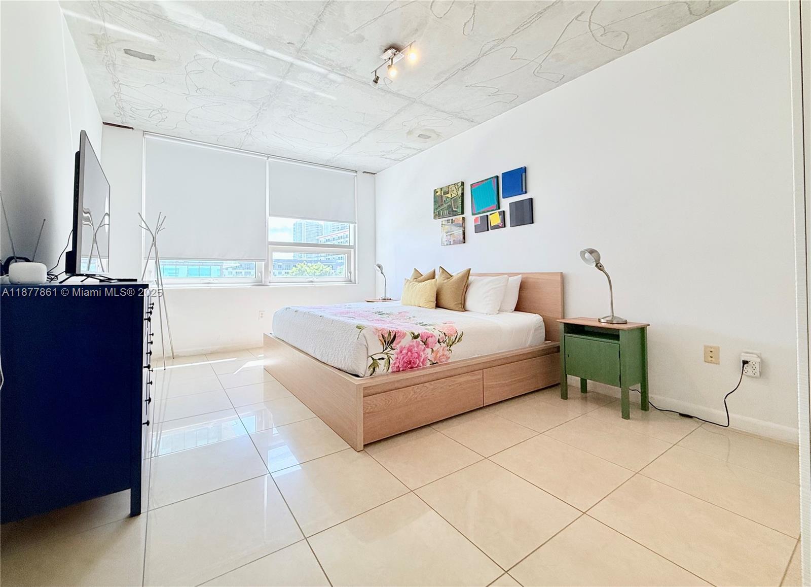3250 NE 1st Ave #617, Miami FL 33137