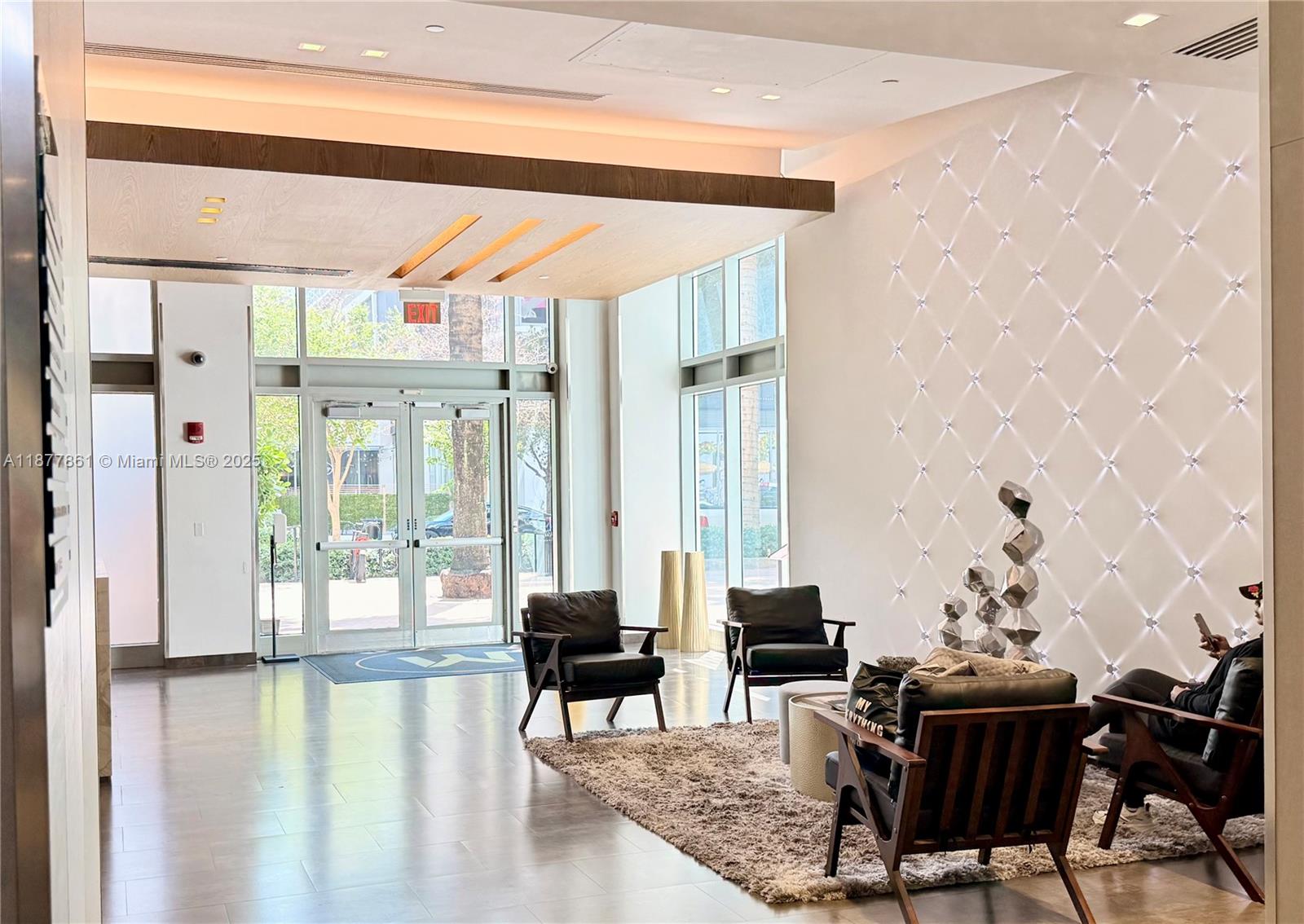 3250 NE 1st Ave #617, Miami FL 33137