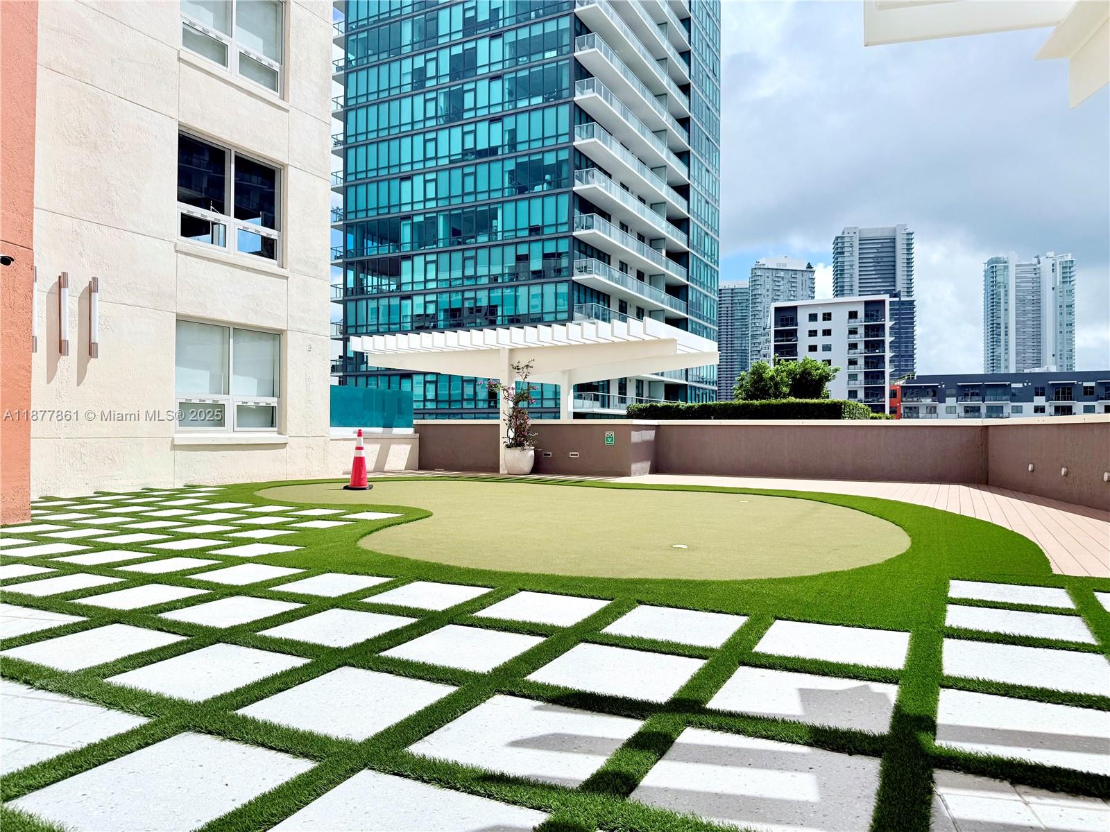 3250 NE 1st Ave #617, Miami FL 33137