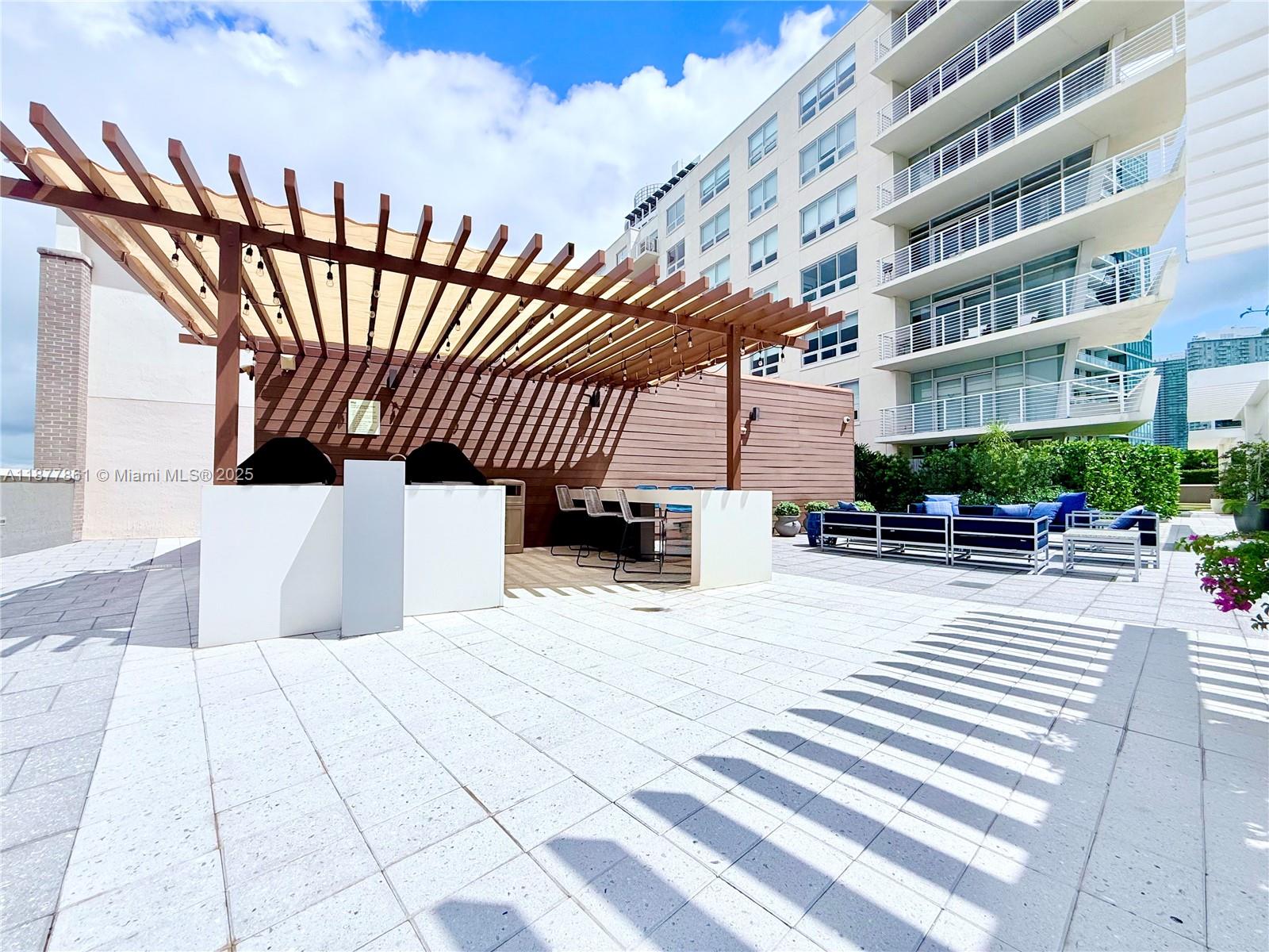 3250 NE 1st Ave #617, Miami FL 33137