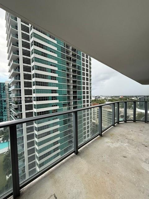 121 NE 34th St #1902, Miami FL 33137