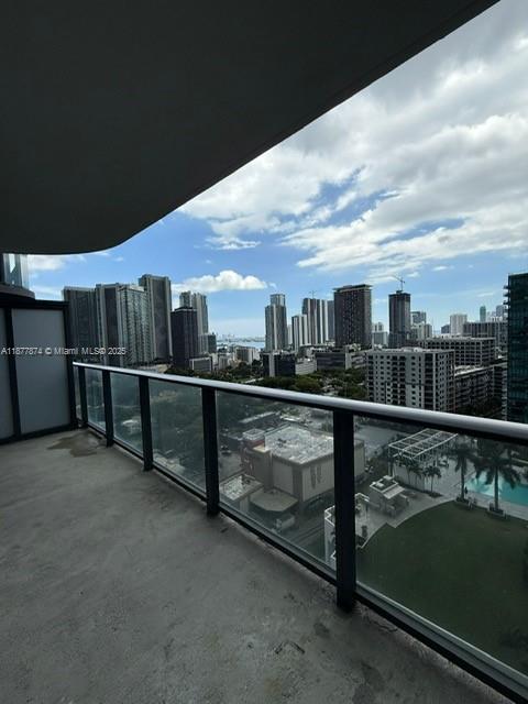 121 NE 34th St #1902, Miami FL 33137