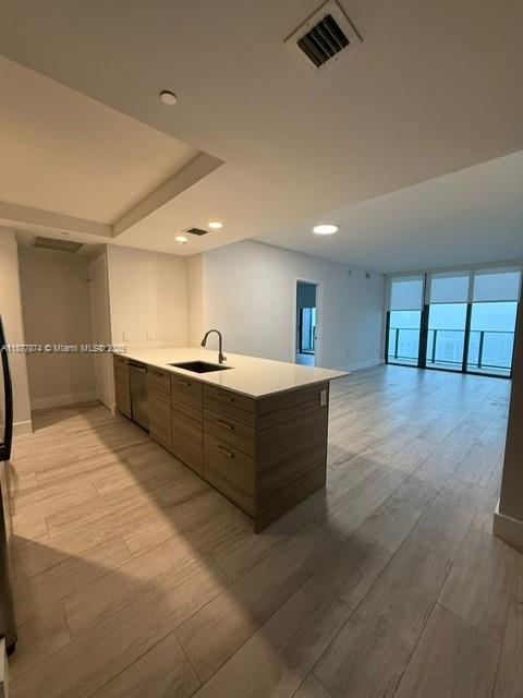 121 NE 34th St #1902, Miami FL 33137