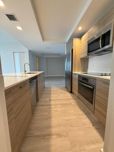121 NE 34th St #1902, Miami FL 33137