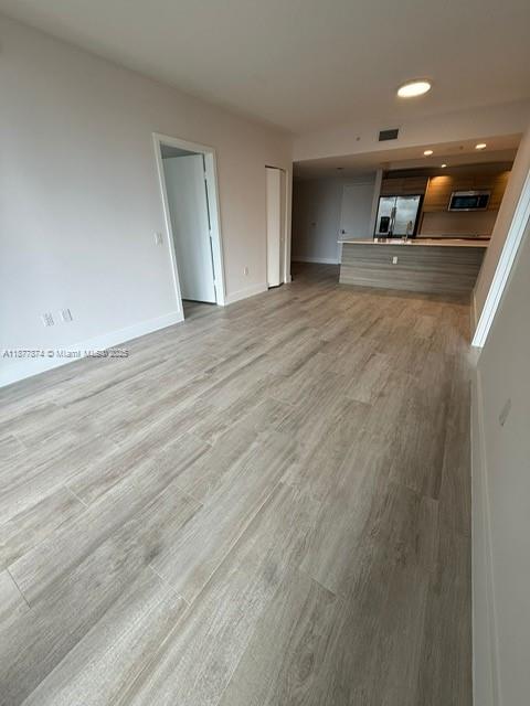 121 NE 34th St #1902, Miami FL 33137