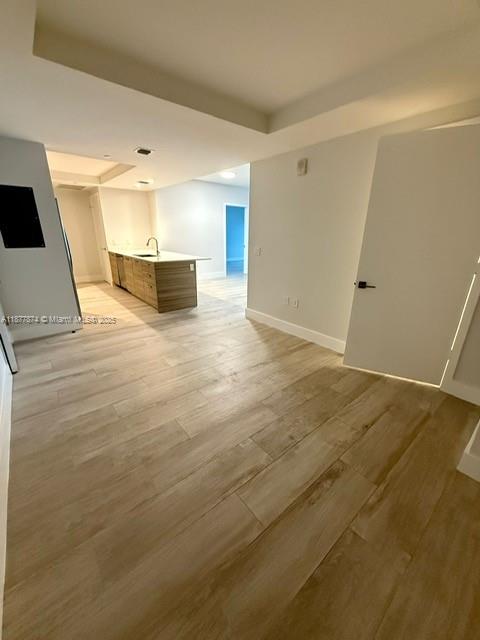 121 NE 34th St #1902, Miami FL 33137