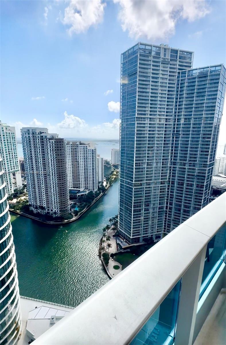 200 Biscayne Boulevard Way #3801, Miami FL 33131