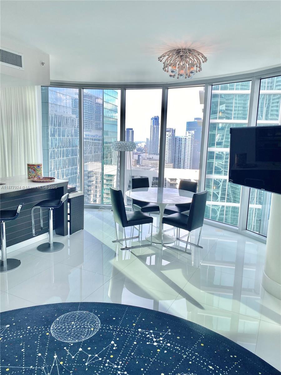 200 Biscayne Boulevard Way #3801, Miami FL 33131