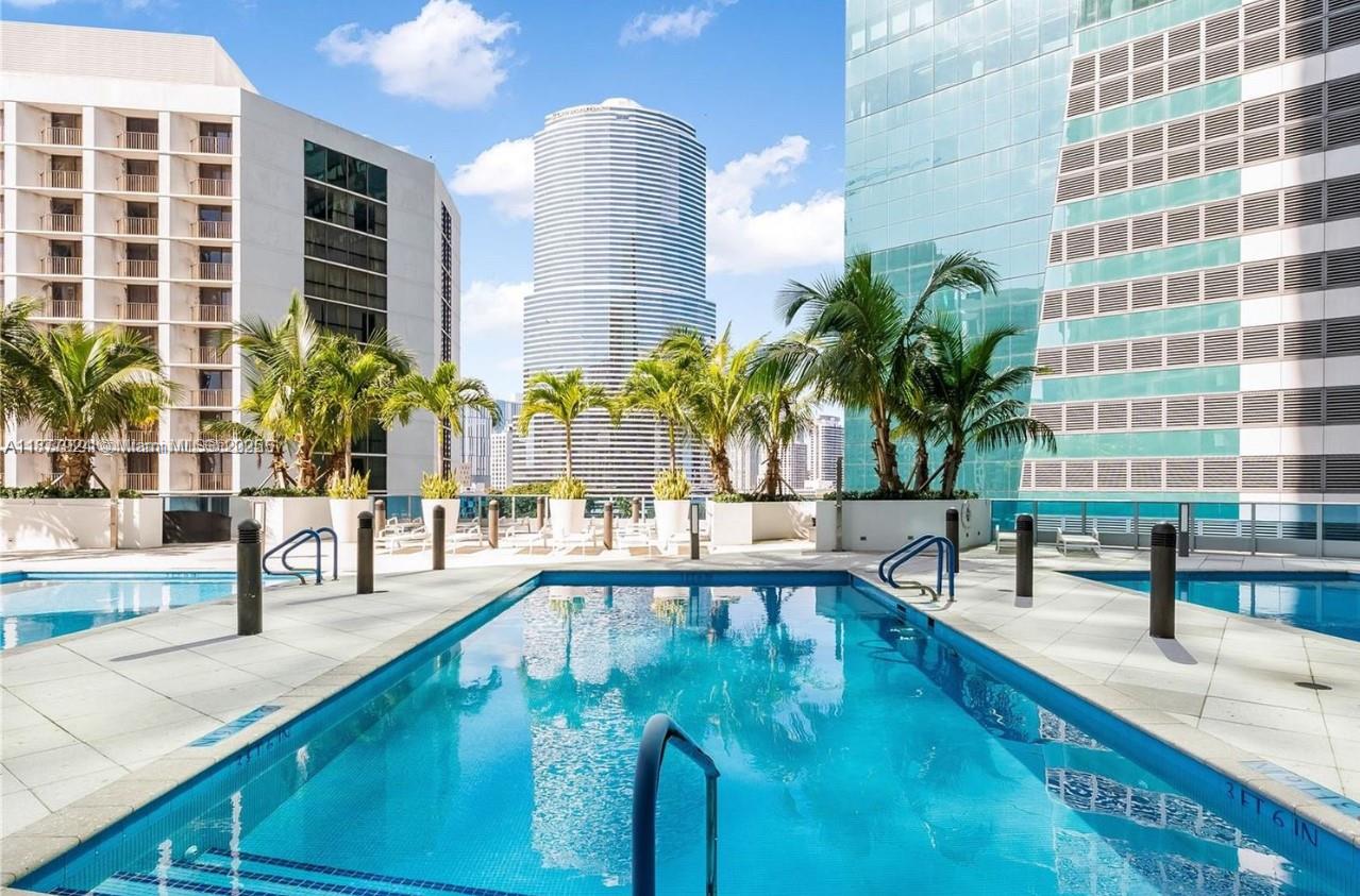 200 Biscayne Boulevard Way #3801, Miami FL 33131