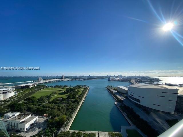 888 Biscayne Blvd #2210, Miami FL 33132