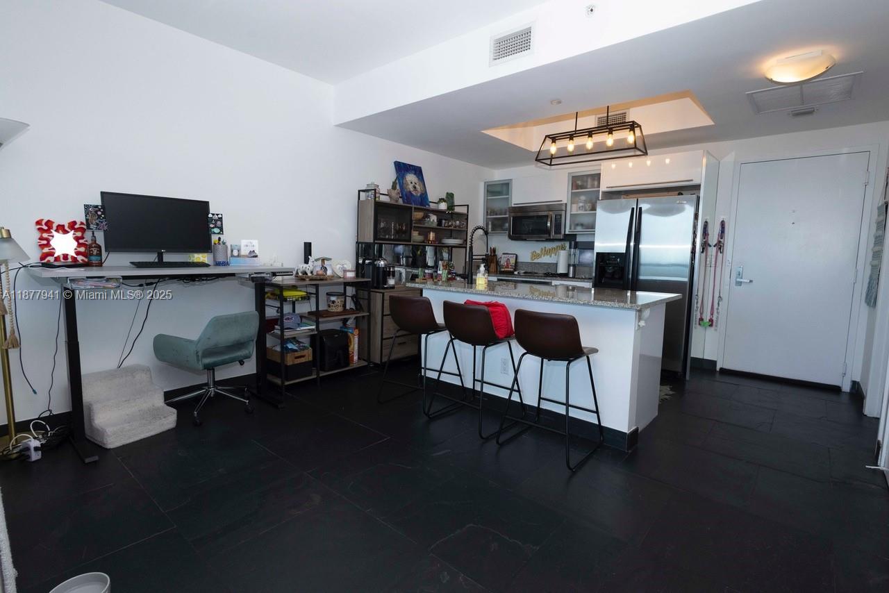 888 Biscayne Blvd #2210, Miami FL 33132