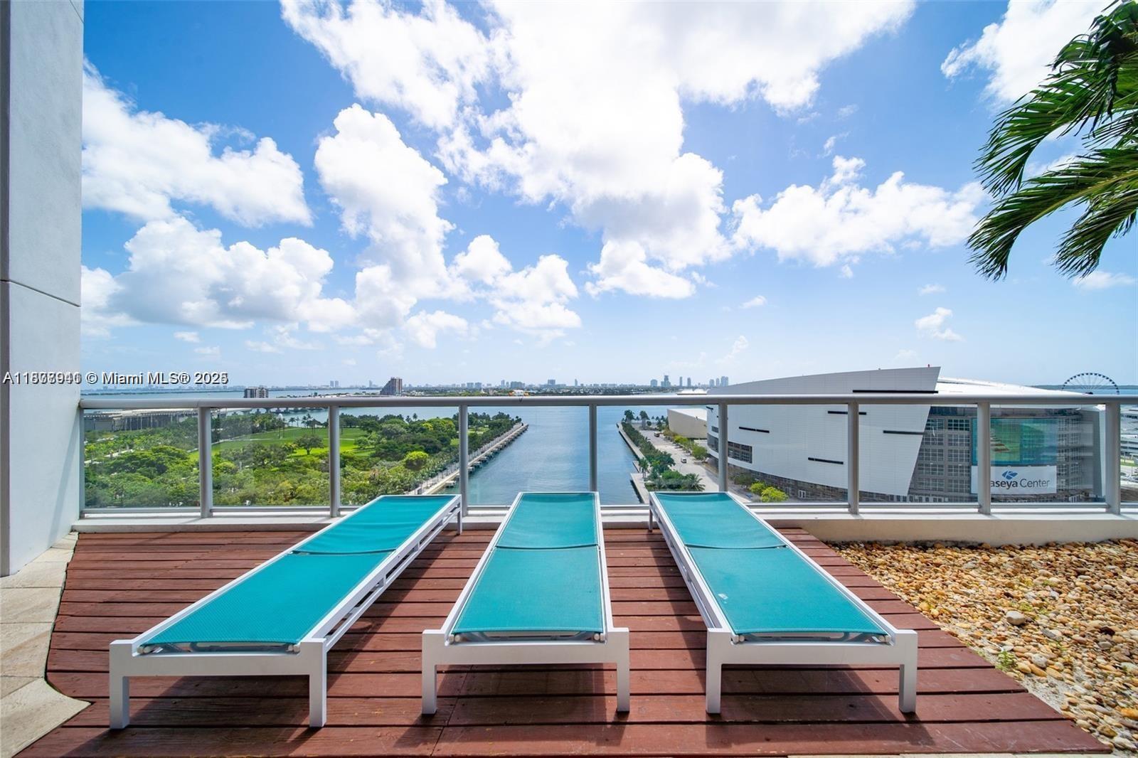 888 Biscayne Blvd #2210, Miami FL 33132