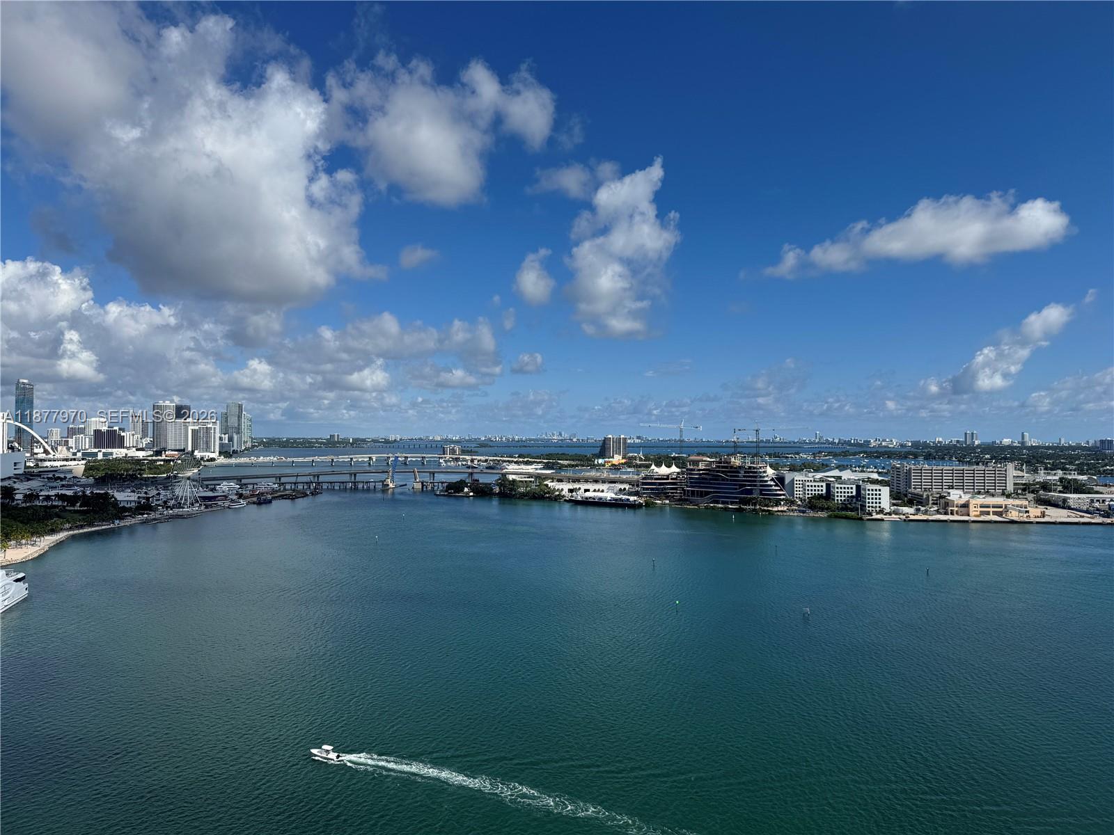 848 Brickell Key Dr #2502, Miami FL 33131