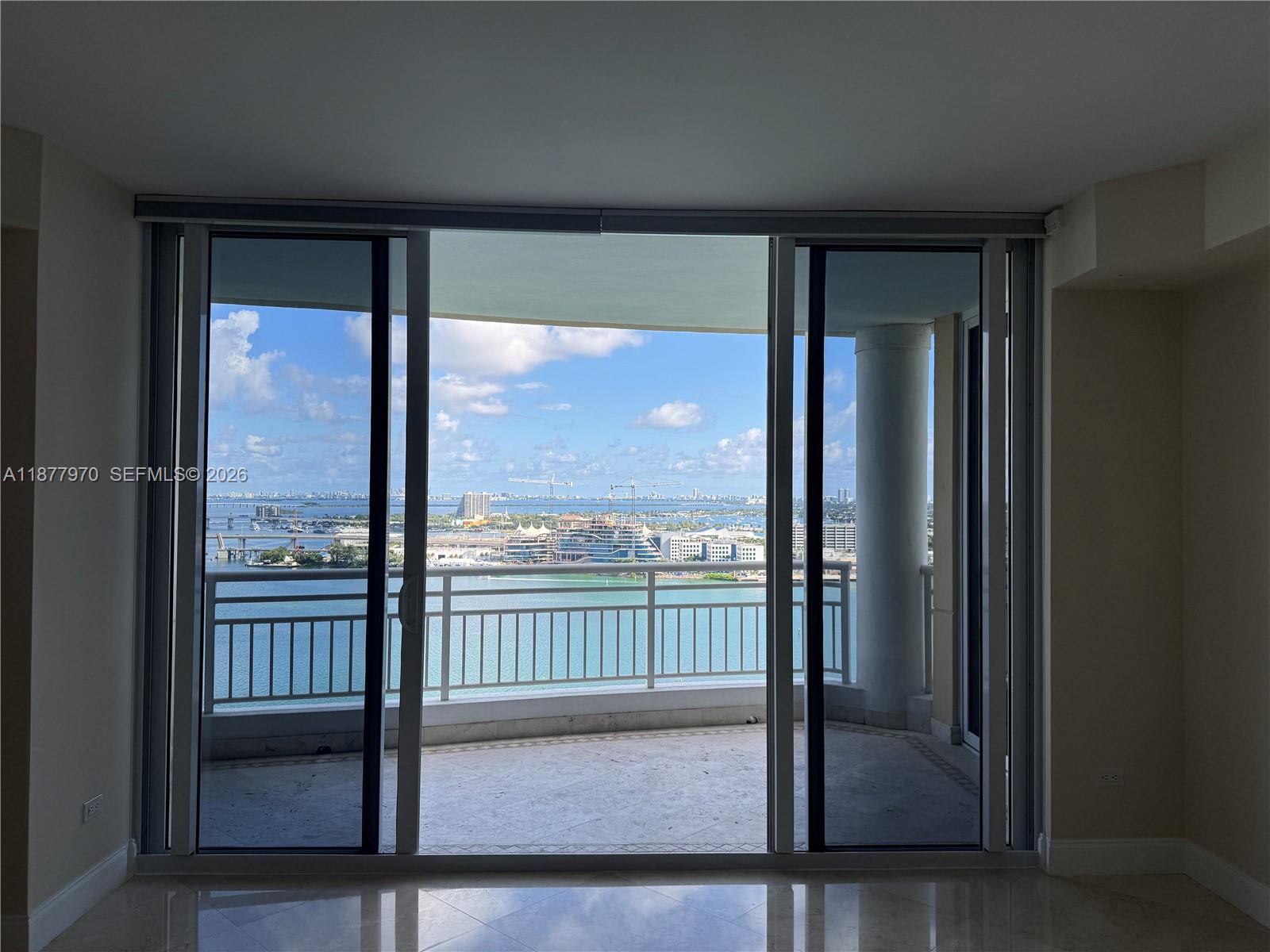 848 Brickell Key Dr #2502, Miami FL 33131