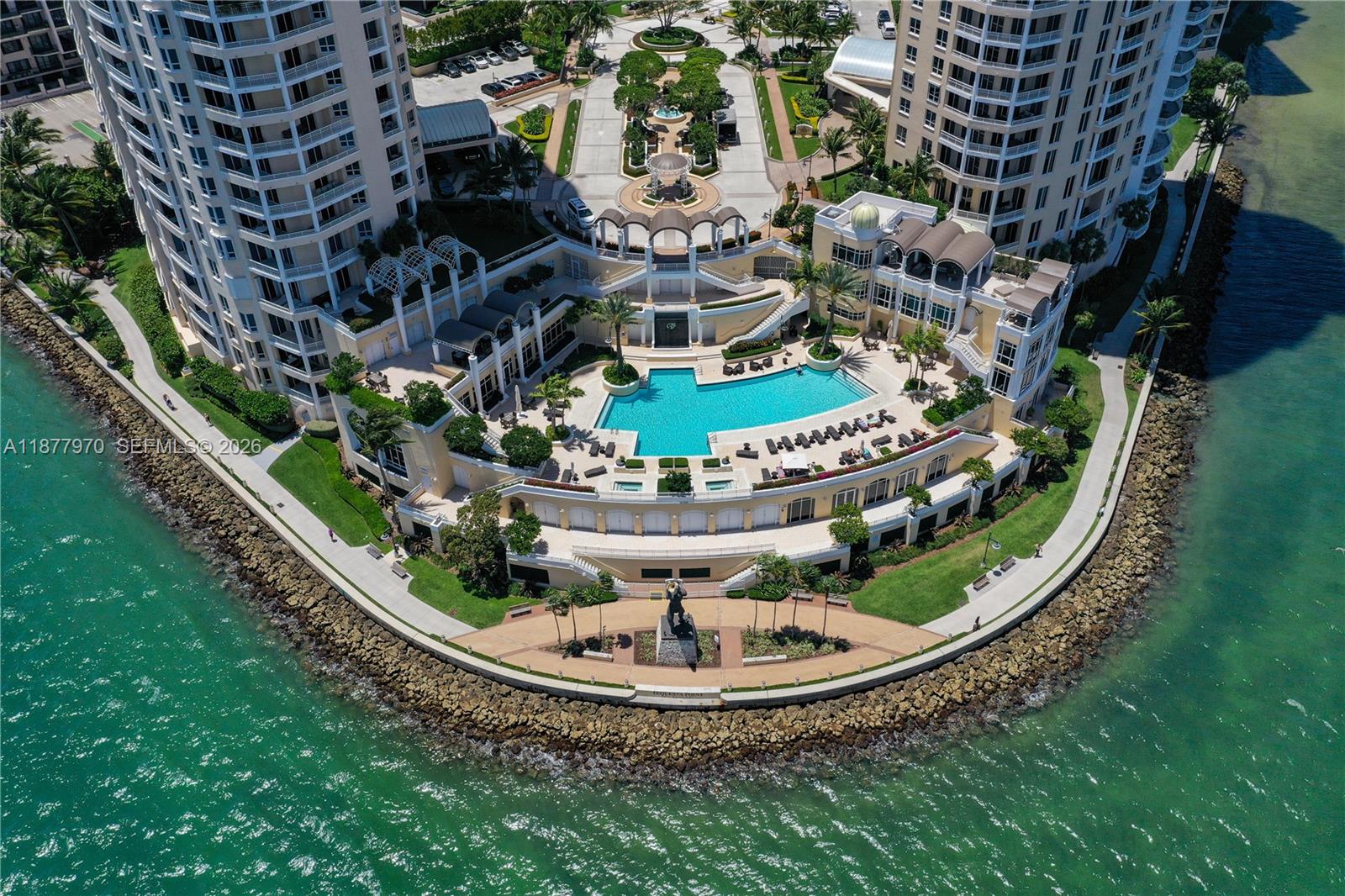 848 Brickell Key Dr #2502, Miami FL 33131