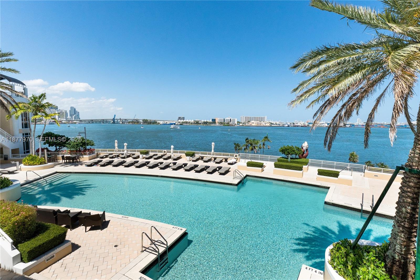848 Brickell Key Dr #2502, Miami FL 33131