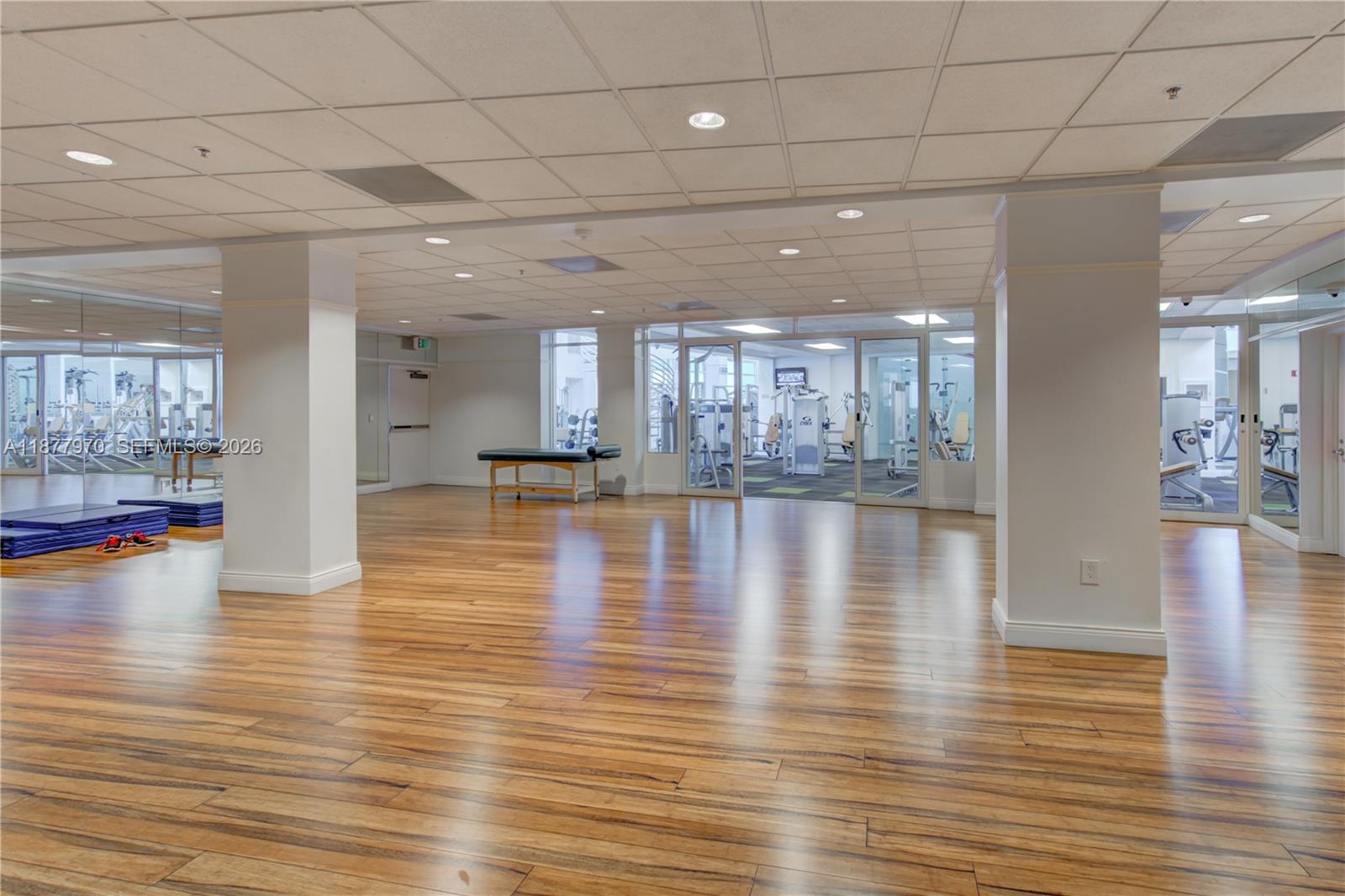 848 Brickell Key Dr #2502, Miami FL 33131