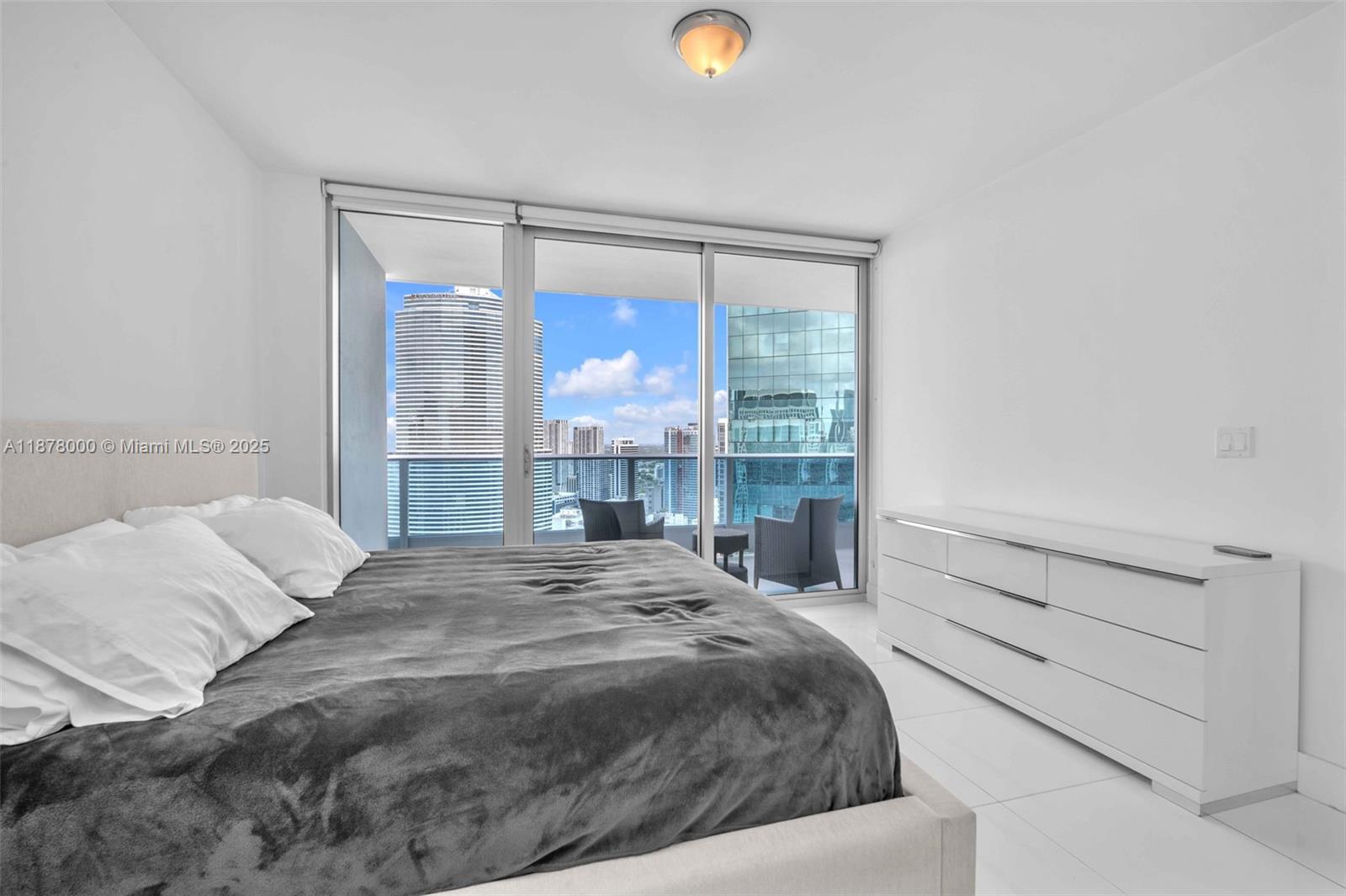 200 Biscayne Boulevard Way #4012, Miami FL 33131