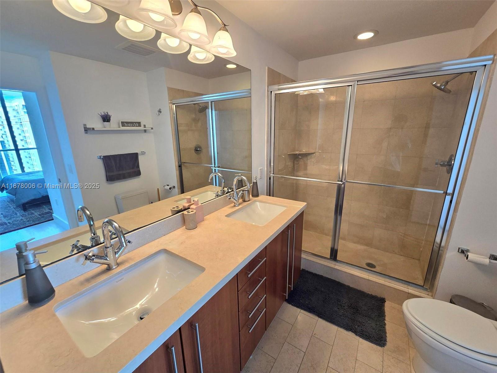 1111 SW 1st Ave #3322-N, Miami FL 33130