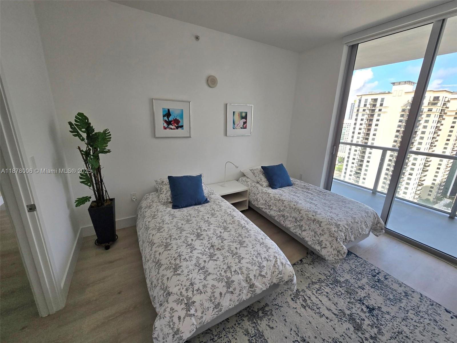 1111 SW 1st Ave #3322-N, Miami FL 33130