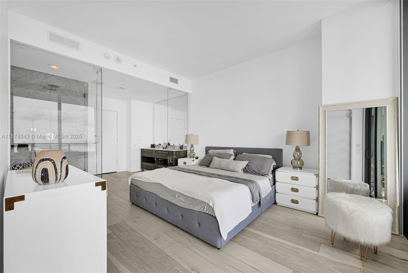 480 NE 31st St #3806, Miami FL 33137