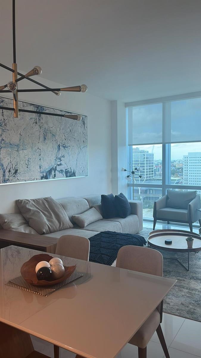 851 NE 1st Ave #1906, Miami FL 33132