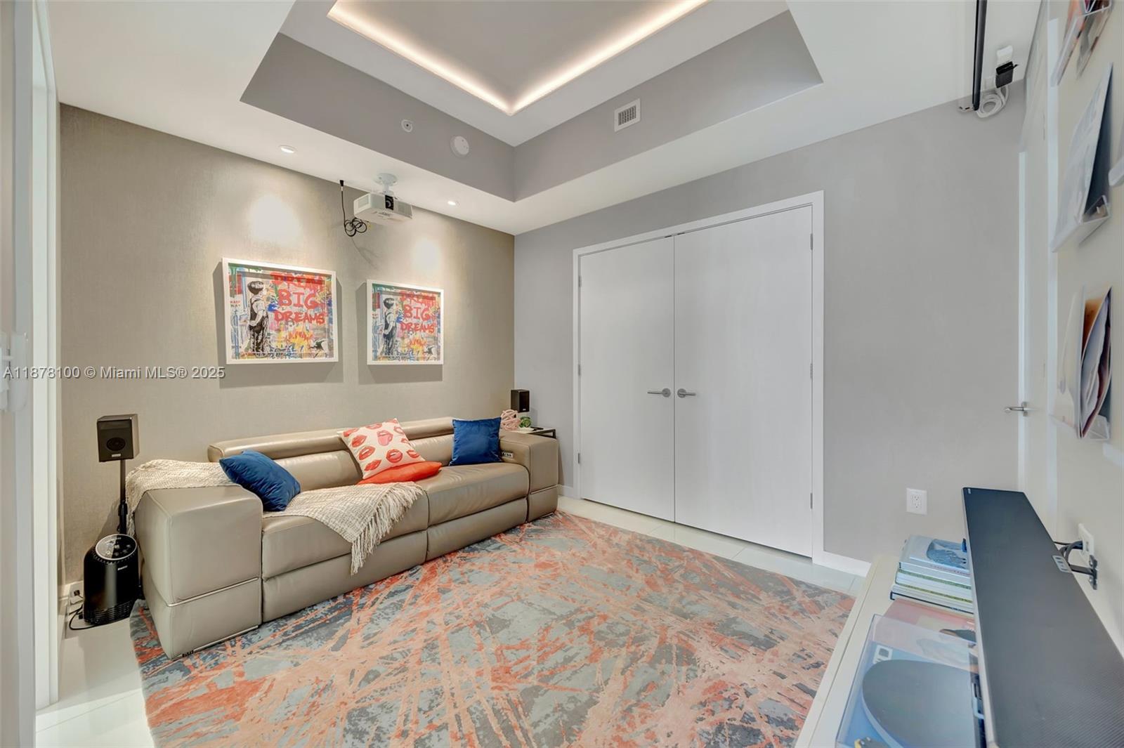 851 NE 1st Ave #2708, Miami FL 33132