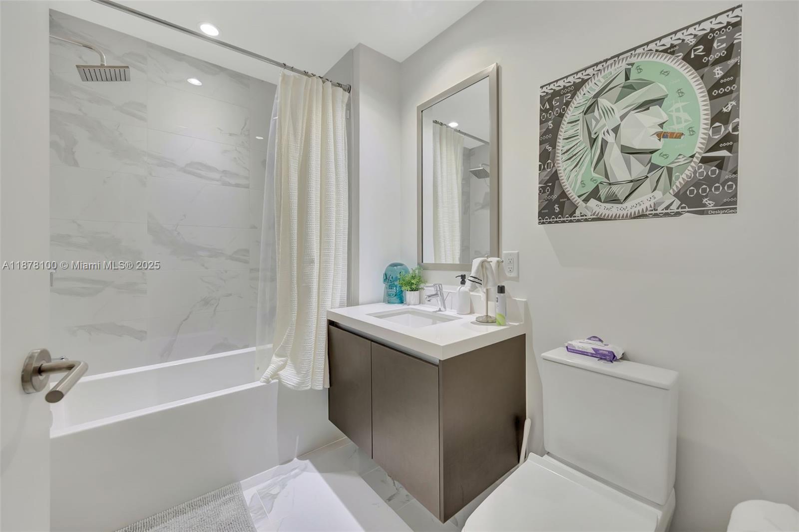 851 NE 1st Ave #2708, Miami FL 33132