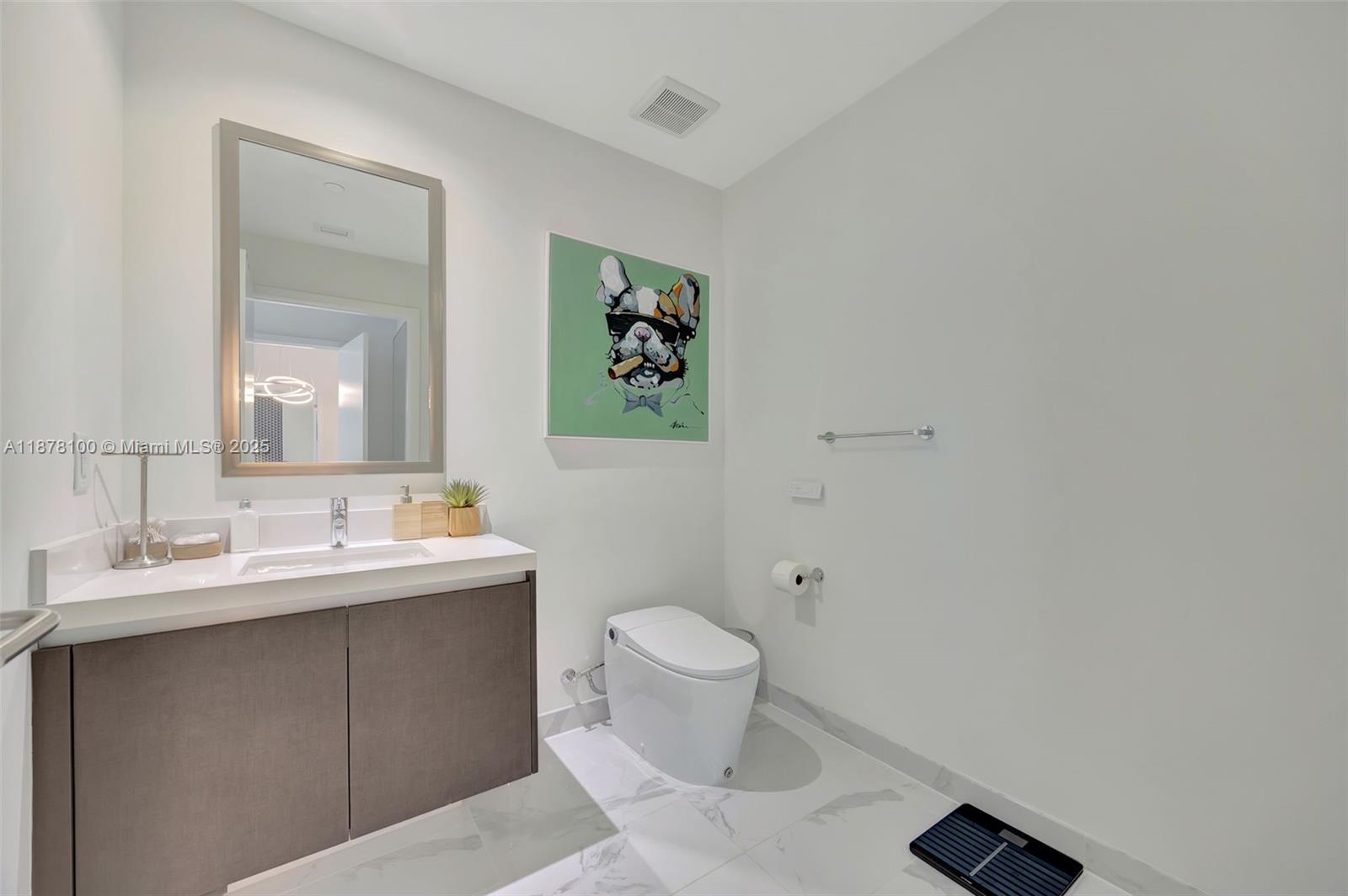 851 NE 1st Ave #2708, Miami FL 33132