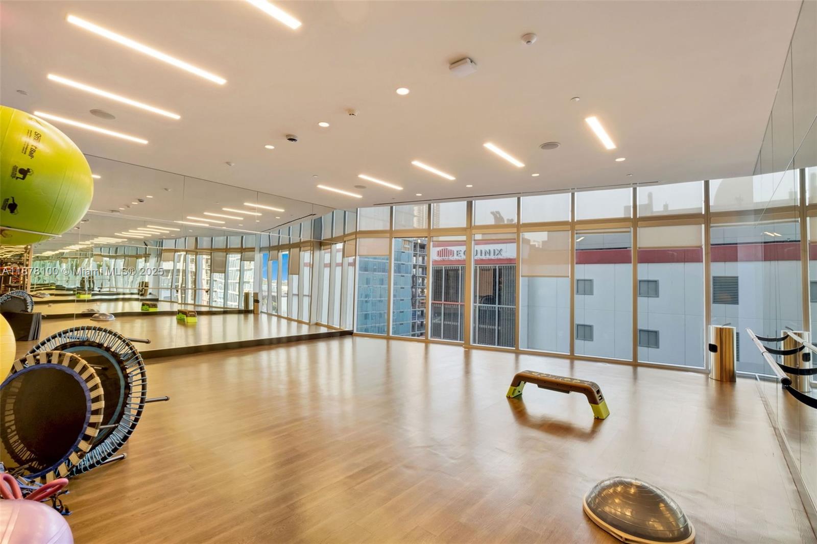 851 NE 1st Ave #2708, Miami FL 33132