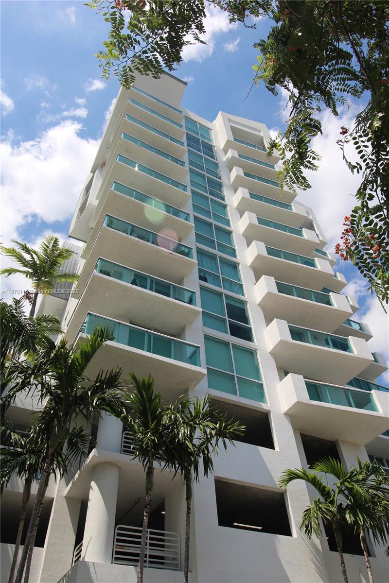 7910 Harbor Island Dr #1004, North Bay Village FL 33141